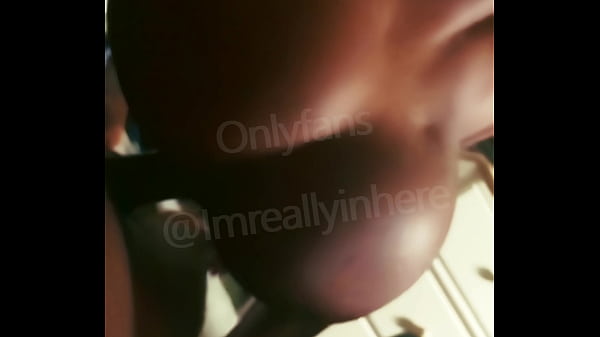 EBONY GF LOVES RIDING DICK
